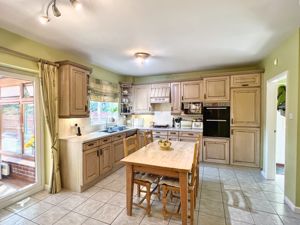 Photo 17- click for photo gallery